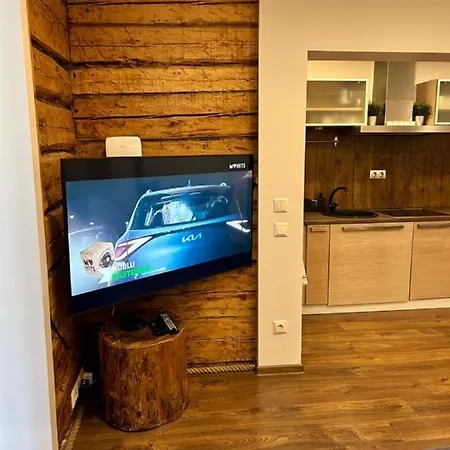 Kreutzwaldi Kodu 1 *