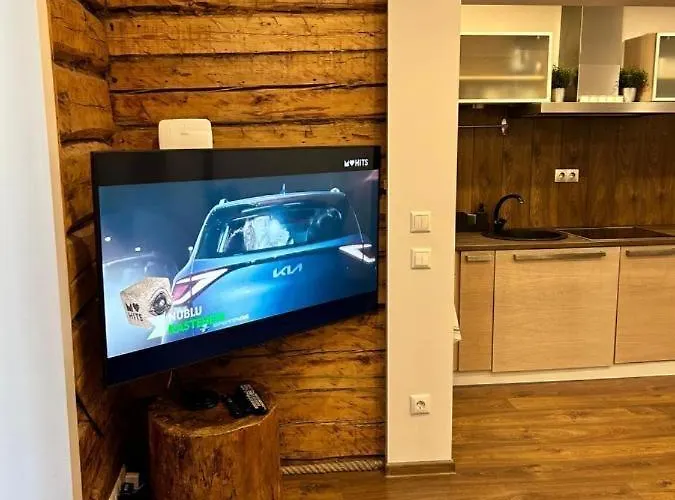 Kreutzwaldi Kodu 1 *